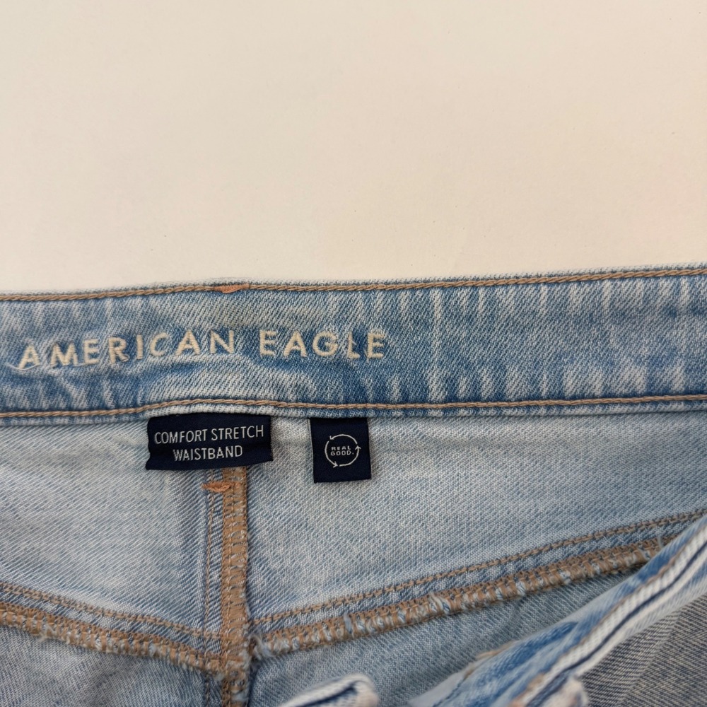 American Eagle Low Rise Baggy Wide Leg Light Wash Jeans Womens 8 Stretch 31‎ - Picture 5 of 9